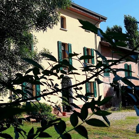 Il Boschetto Di Morgana Bed and Breakfast Castel San Pietro Terme Exteriör bild